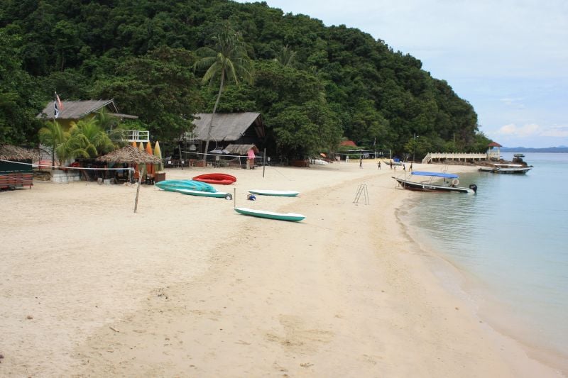 kayaking at pulau kapas