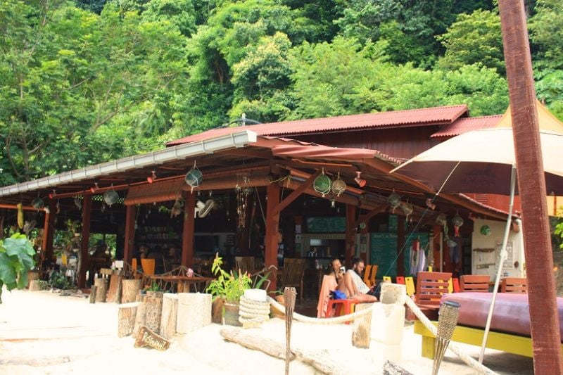 cafe at pulau kapas