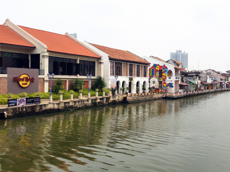 Melaka River