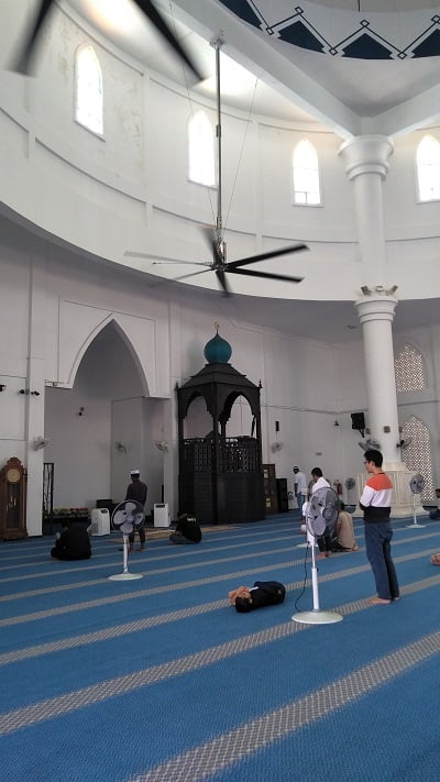 malacca straits mosque