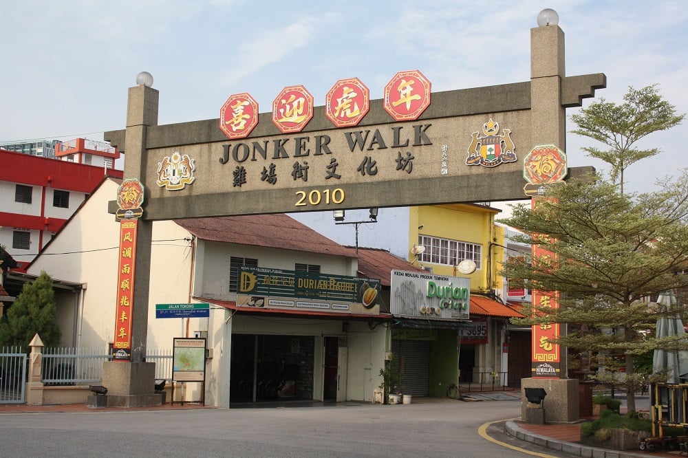 melaka-jonker-walk-1